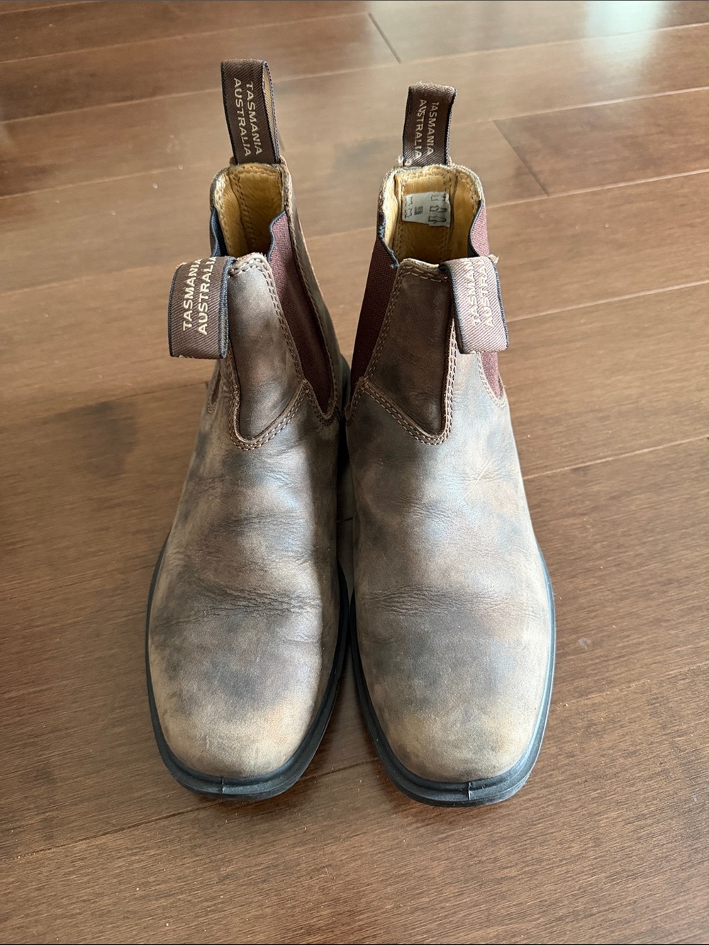 Blundstone Chelsea Boots in Brown - Made in Australia